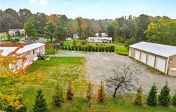 323 Crestview Dr, Donegal, PA 15610