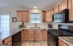 710 KELLER Drive, LITITZ, PA 17543