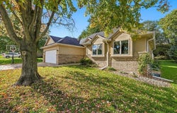 202 W FERNDALE Drive, COUNCIL BLUFFS, IA 51503