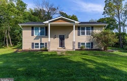 10006 LORD FAIRFAX HWY, BOYCE, VA 22620