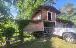111 Kentucky, PALESTINE, TX 75801