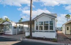 232 Aquamarine Drive, Apache Junction, AZ 85119