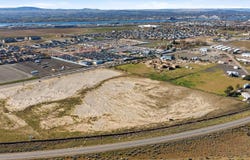 E Lewis Place, Pasco, WA 99301