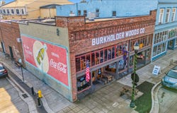 657 E MAIN St, CottageGrove, OR 97424
