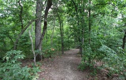 8B Donegal, Warrenton, MO 63383