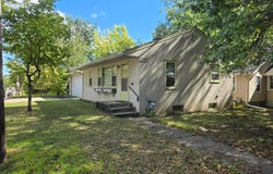 1590 Payne Avenue, Saint Paul, MN 55130
