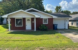 105 Druetta Avenue, Scott City, MO 63780
