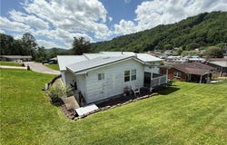 40 Hickory Lane, Madison, WV 25130