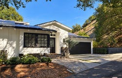 16822 Escalon Dr, Encino, CA 91436