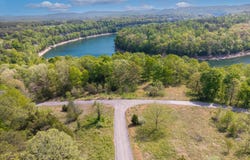 028 Aderholt Road, Bronston, KY 42518
