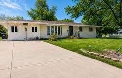 704 E Monroe Street, Mount Ayr, IA 50854