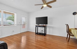 820 SW 11th Ave, Hallandale Beach, FL 33009