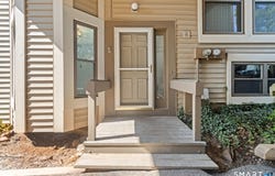 6 Stevens Place, Rocky Hill, CT 06067