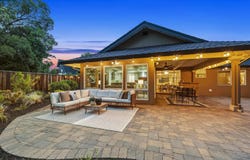 60 Karol Ln, Pleasant Hill, CA 94523