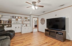 300 Joyner St, Omaha, TX 75571