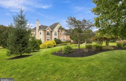 1093 DREW Drive, YARDLEY, PA 19067
