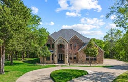 1559 Cypress Bend Drive, Cedar Hill, TX 75104