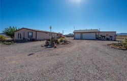 1105 S Cibola Road, Golden Valley, AZ 86413