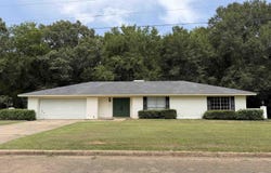 105 Kent Dr, Pittsburg, TX 75686