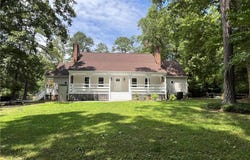 315 Bunker Lane, Sandston, VA 23150