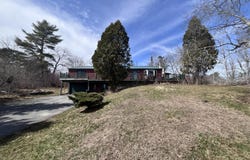437 Stream Road, Winterport, ME 04496
