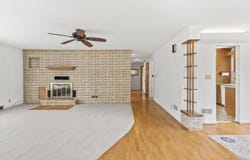 2627 W HEATHER Avenue, APPLETON, WI 54914