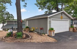 44 Smelterview Drive, Climax Springs, MO 65324