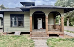207 E 3rd Street, Leland, MS 38756
