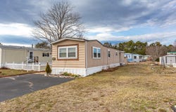 20 Madeline St, Wareham, MA 02538