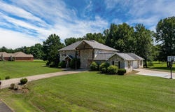 40 Pearson Ridge Road, Greenbrier, AR 72058-9181