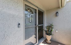 121 CROWN POINT Circle, LONGWOOD, FL 32779