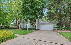 3217 Lakeshore, Champaign, IL 61822