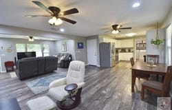 2401 E Avenue B, Hooks, TX 75561