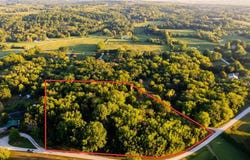 11325 Deer Haven Lane, Excelsior Springs, MO 64024