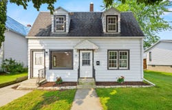 321 MILL Street, ALGOMA, WI 54201