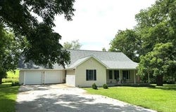 13830 E Musket Road, Nevada, MO 64772