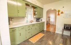 1326 3rd St, Hull, IA 51239