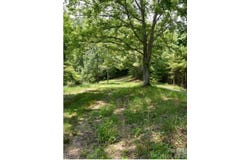 The Vines Boulevard lot: 2, 4, 9-13, 15, 20-22, Marshall, NC 28753