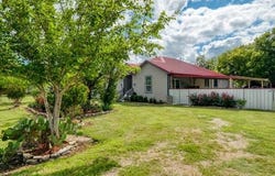 440 E Clark St, Bartlett, TX 76511