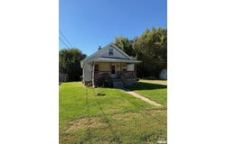 203 CHICAGO Street, East Peoria, IL 61611