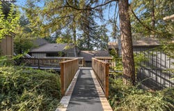 223 TRAILSIDE Loop, Eugene, OR 97405