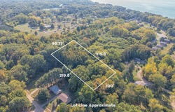 2916 Pershing Drive, Coloma, MI 49038