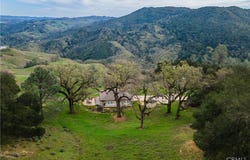 1115 Cypress Mountain Drive, Paso Robles, CA 93446