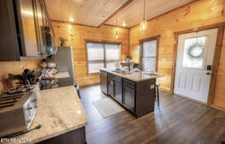 855 Osprey Way, Pigeon Forge, TN 37863