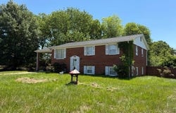 8504 WOODYARD RD, CLINTON, MD 20735