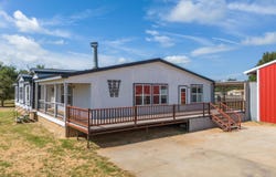 8040 County Road 2, Mobeetie, TX 79061