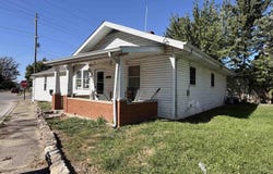 420 S 25Th Street, New Castle, IN 47362-3013