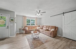 111 Lyle Curtis Circle, Waynesville, MO 65583