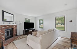 49 Bay Path Way, Branford, CT 06405