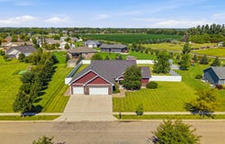 2815 Water View Drive, Aberdeen, SD 57401